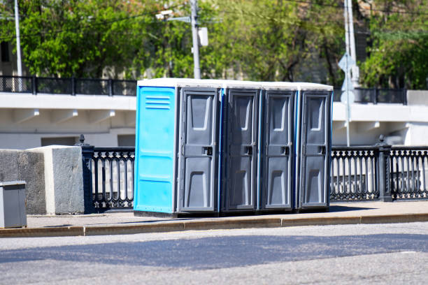 Best Luxury portable toilet rental  in Chilton, WI